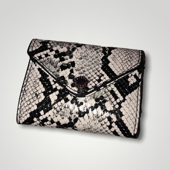 Steve Medden wallet/ card holder/ keychain - Picture 11 of 14